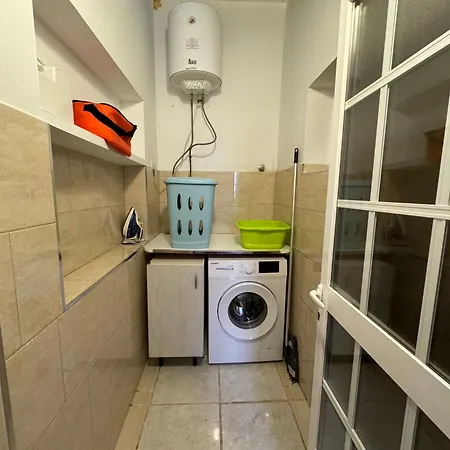 Ohana Apartment